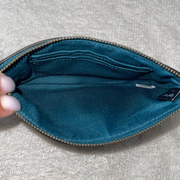 Sold! No longer for sale! Coach wristlet- Leather Metallic Glitter Teal - Picture 5 of 7